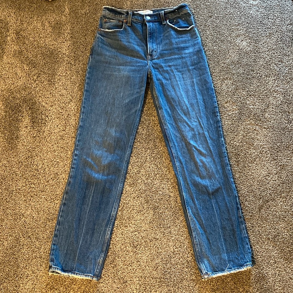 Abercrombie The 90’s Straight Ultra High Rise